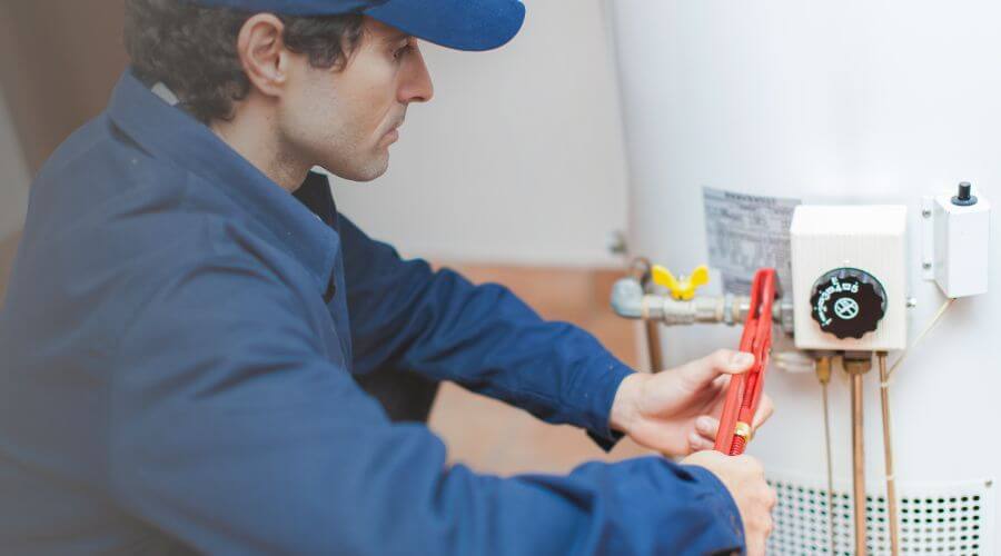 Local water heater installation in Big Sandy, TN